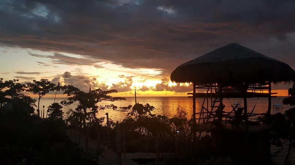 Bolinao Birdland Beach Club מראה חיצוני תמונה